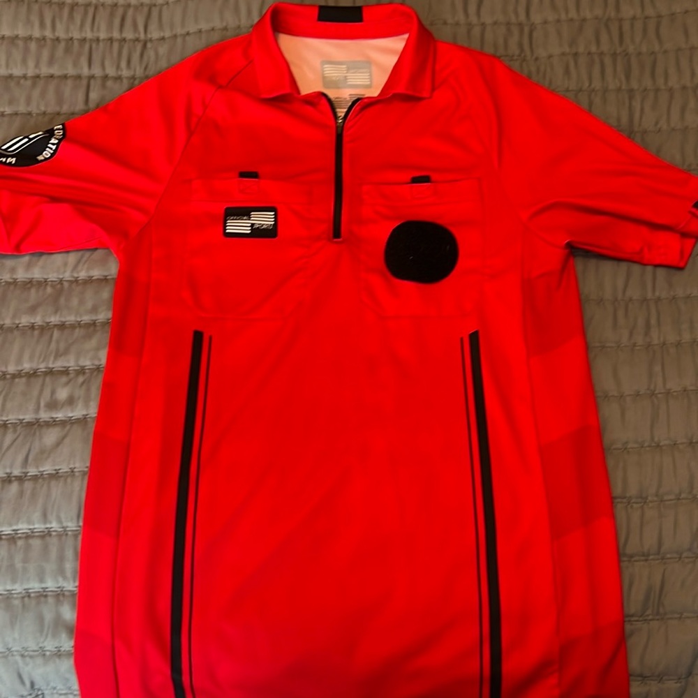 4 U.S. Soccer Federation Referee uniforms, 2 small & 2 medium, great condition
